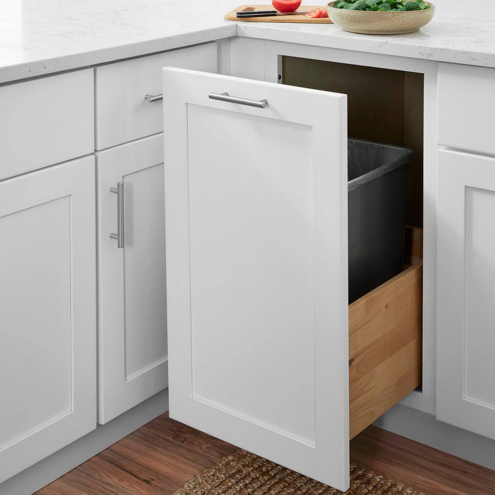 Hampton Bay Avondale Shaker Alpine White Ready to Assemble 18 in Base Cabinet with Pull-Out Trash Can (18in W x 34.5in H x 24in D) BTR18FH