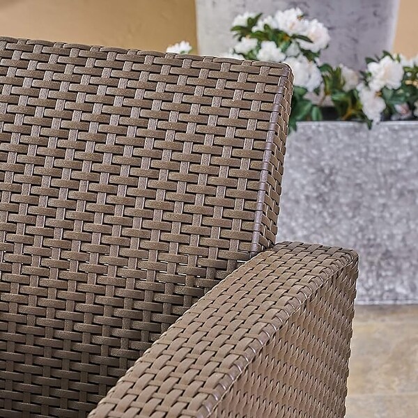 4Pcs Outdoor Faux Wicker Rattan Chat Set with Cushions and Table