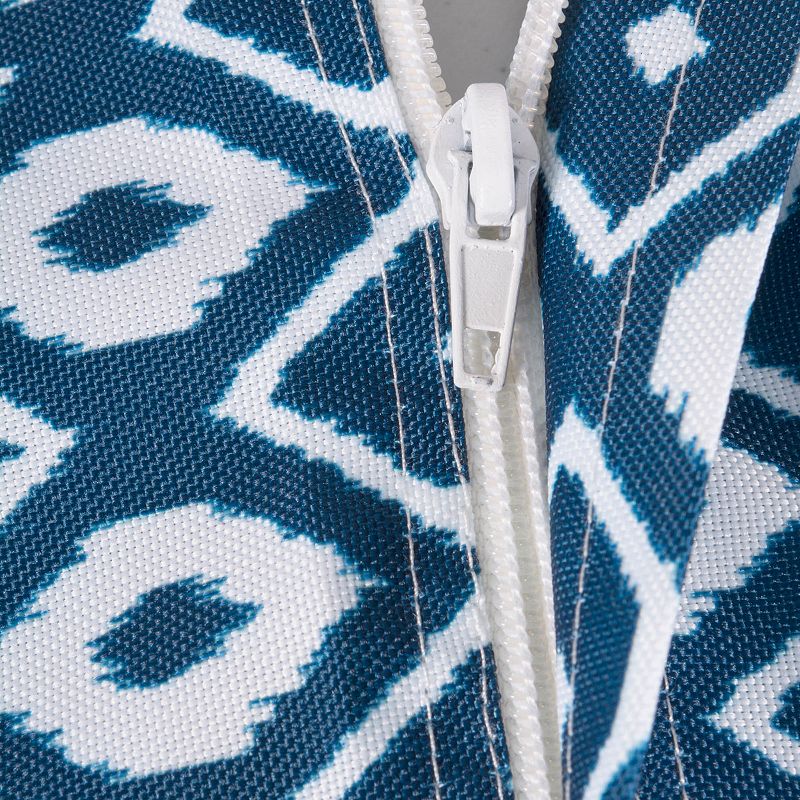 Blue and White Ikat Patterned Round Tablecloth with Zipper 52”