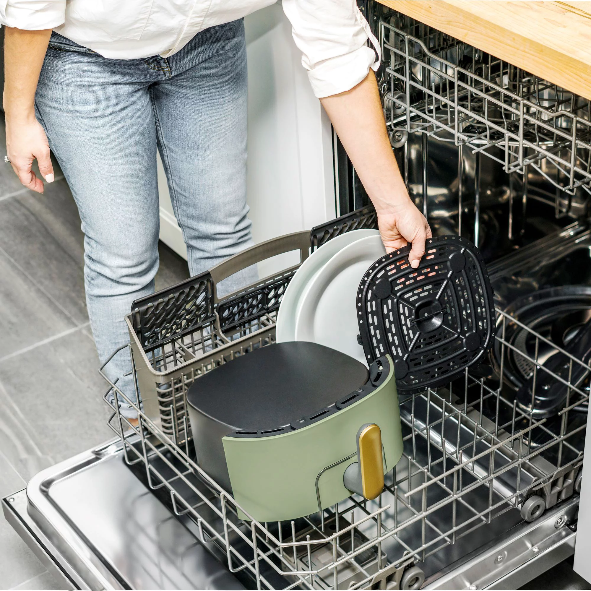 Beautiful 6 Quart Touchscreen Air Fryer， Sage Green by Drew Barrymore