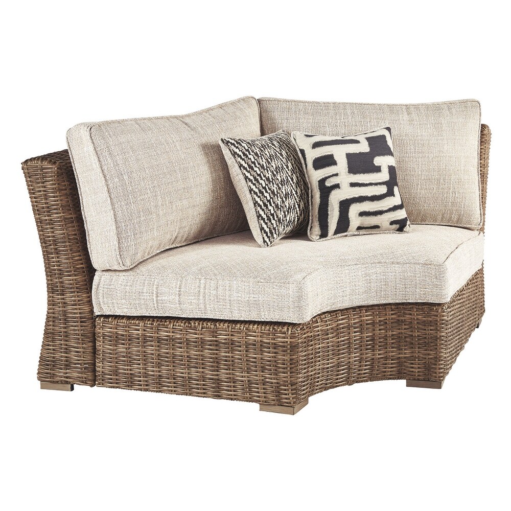 Beachcroft 4 Piece Beige Resin Wicker Outdoor Sectional   118.75\