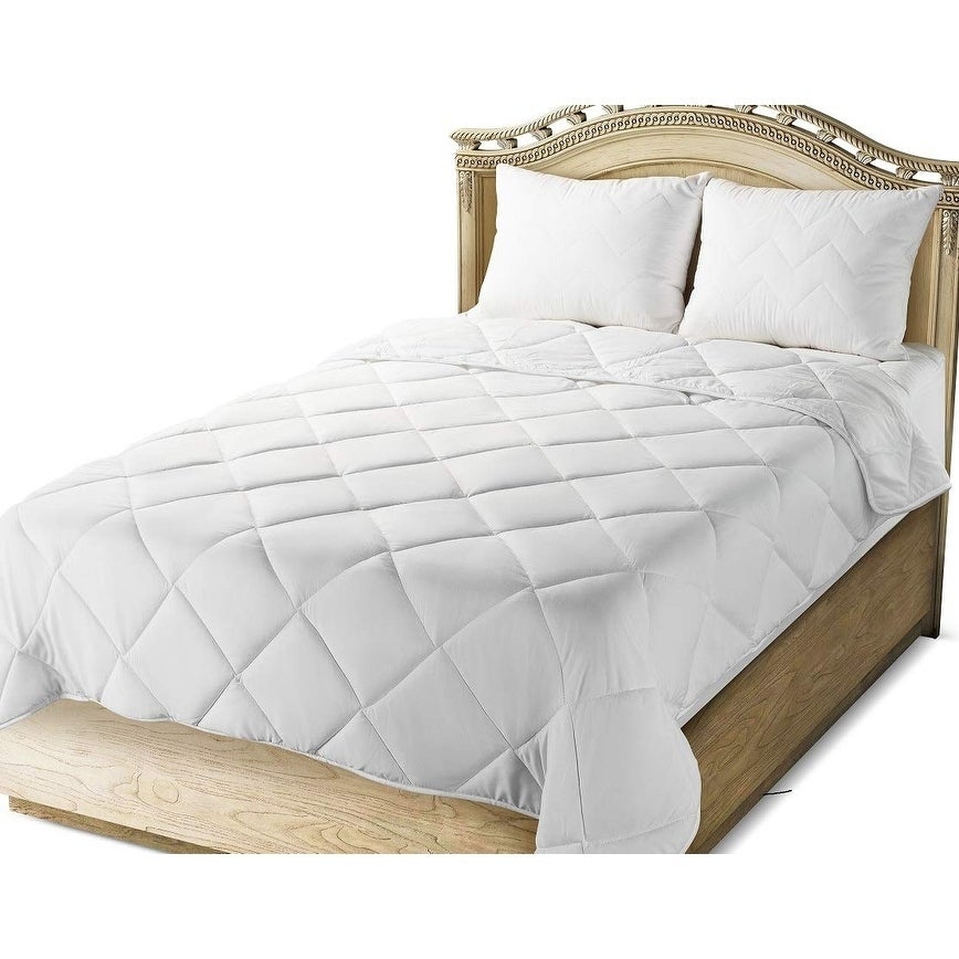 Mastertex Super Soft Comforter Quited Lightweight for All Seasons- King/White