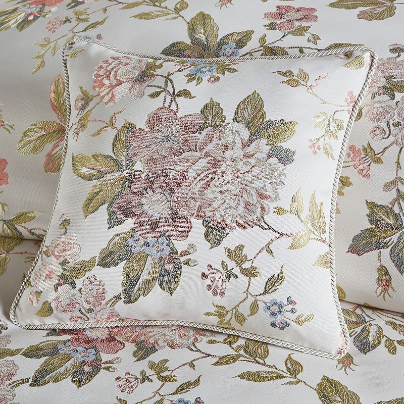 Madison Park Signature Carolyn Oversized and Overfilled Jacquard Floral Comforter Set with Throw Pillows