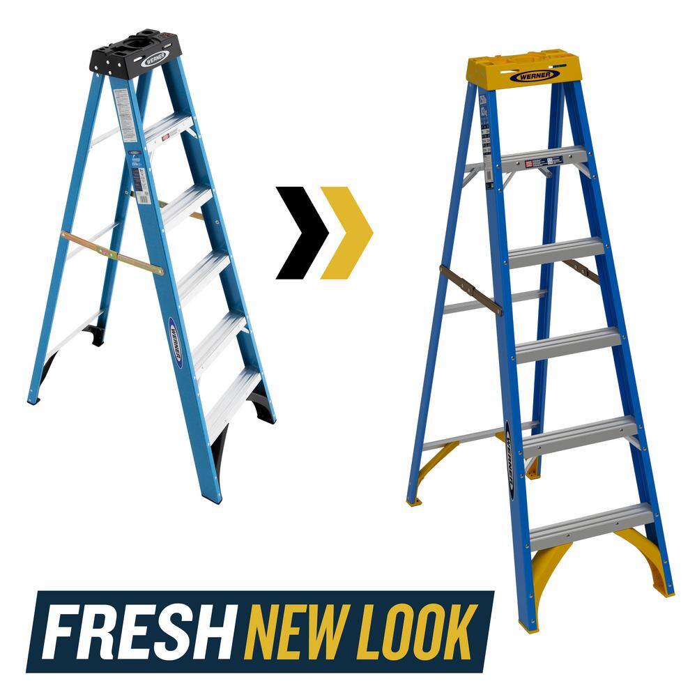 Werner 6 ft. Fiberglass Step Ladder with 250 lb. Load Capacity Type I Duty Rating FS106