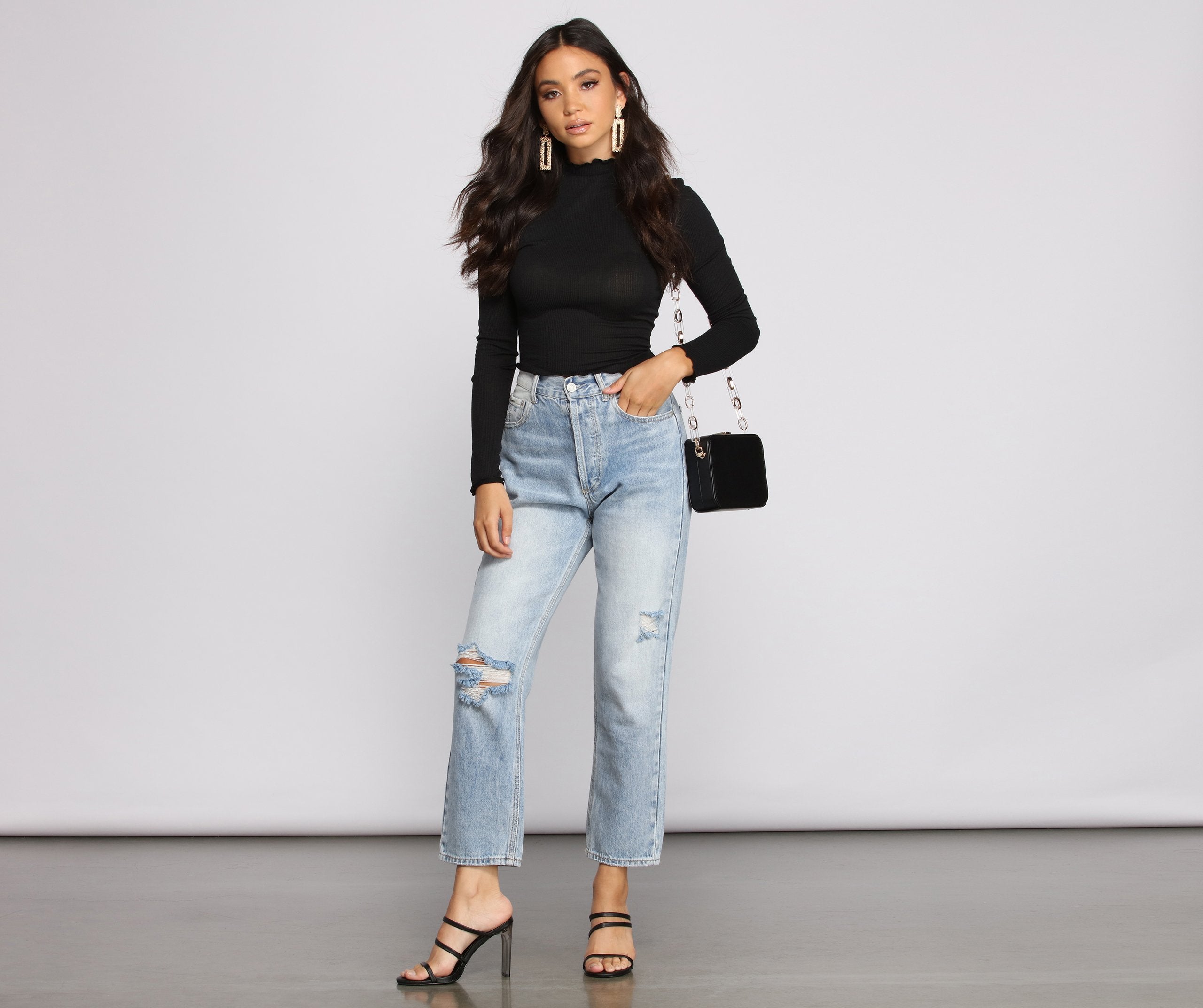 Chic Cropped Ribbed Mock Neck Top