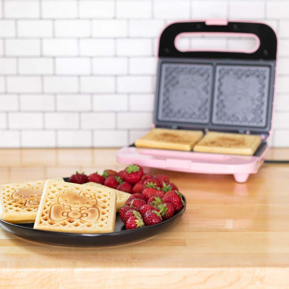 Uncanny Brands Hello Kitty 900-Watt Pink Double-Square American Waffle Maker WM2-KIT-HK1