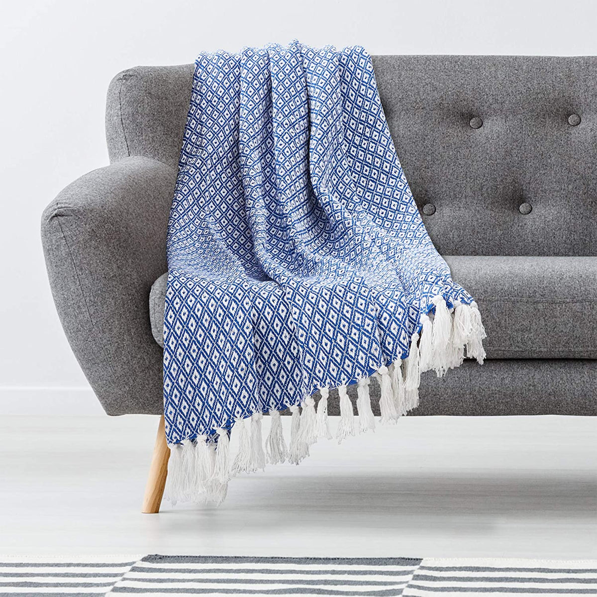 Americanflat 50x60 Throw Blanket， 100% Cotton with Fringe， Blue and White Mini Diamond， all seasons blanket