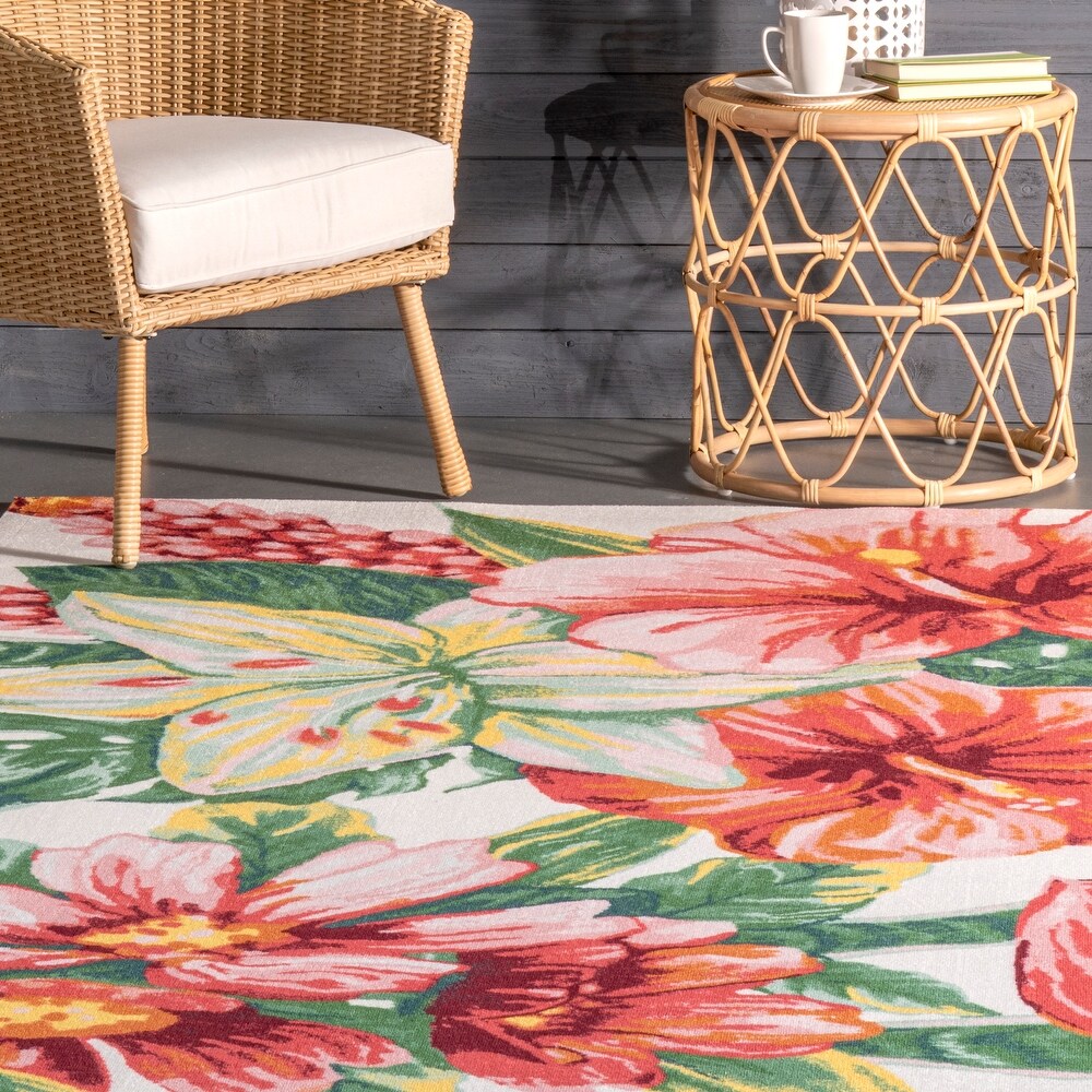 Brooklyn Rug Co Multi Indoor/Outdoor Contemporary Tropical Majestic Lush Hibiscus Area Rug