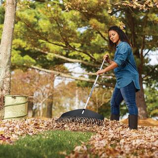 Fiskars 24 in. Leaf Rake 396600-1001