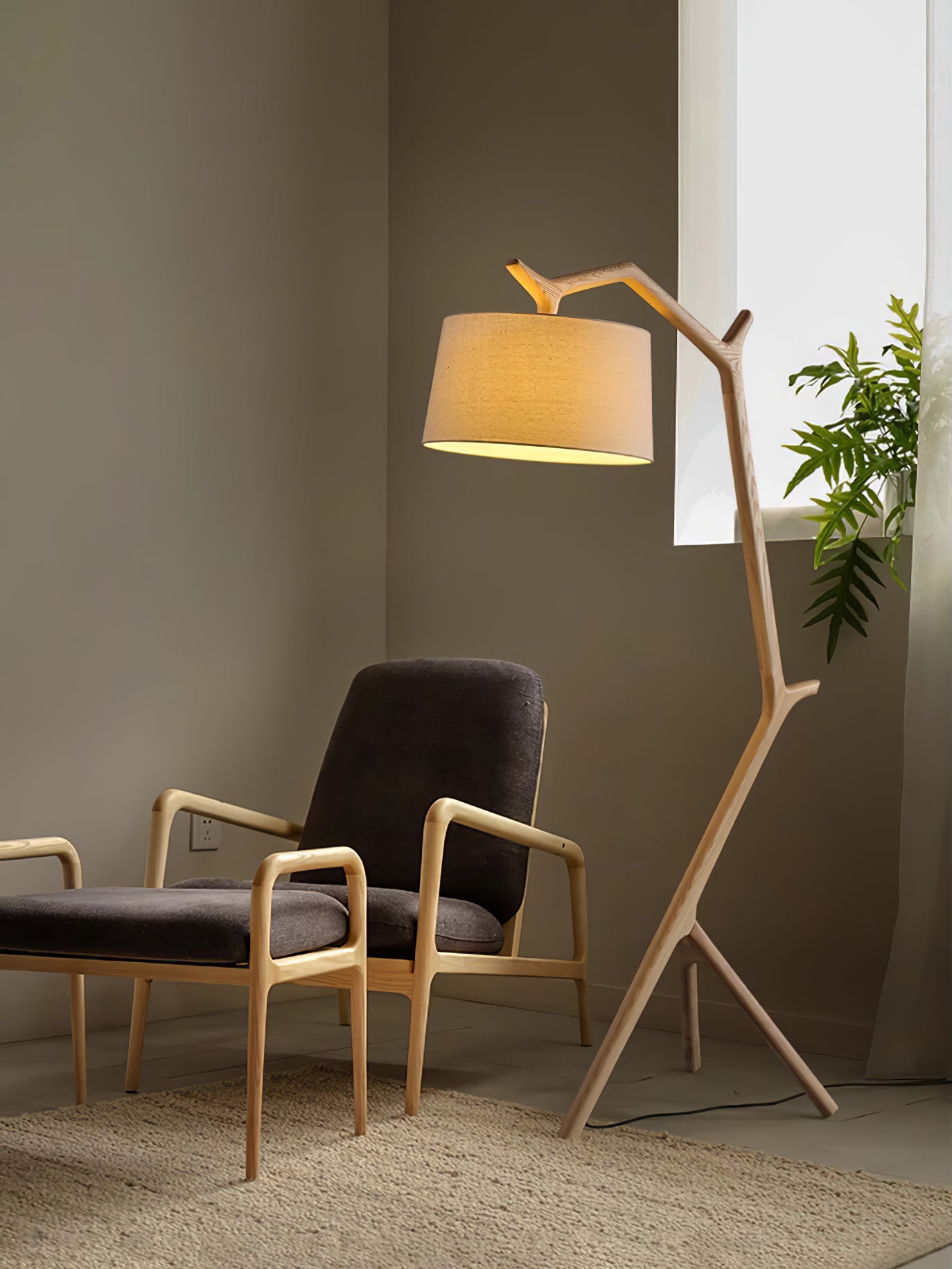 Umahi Floor Lamp