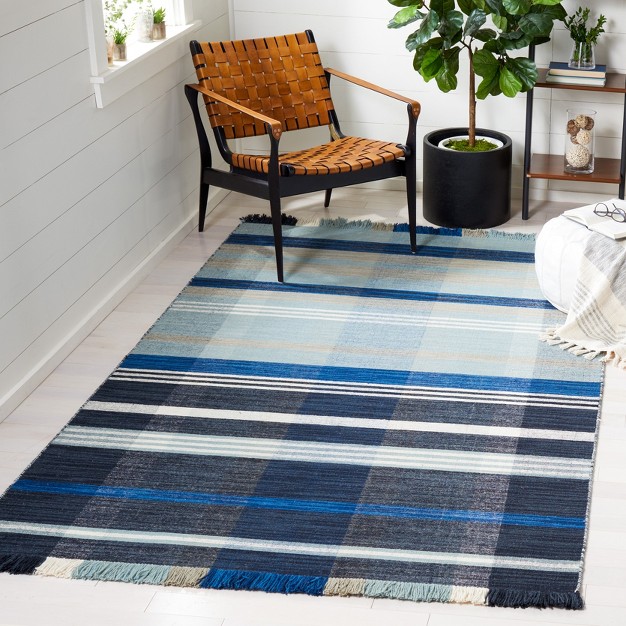 Striped Kilim Stk703 Hand Woven Area Rug Safavieh