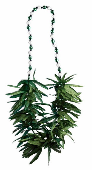 Forum Novelties Green Leaf Beads Costume Necklace ...