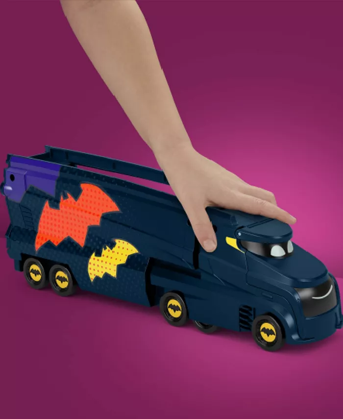 BatWheels Fisher-Price DC Toy Hauler and Car  Bat-Big Rig with Ramp and Vehicle Storage