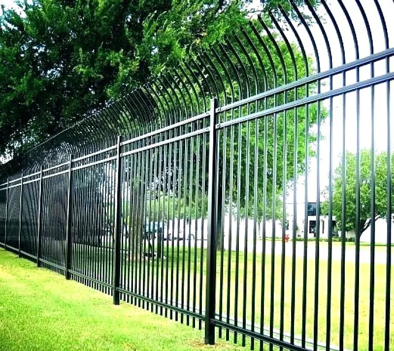 Curve top galvanized steel fence panels for commercial and industrial buildings