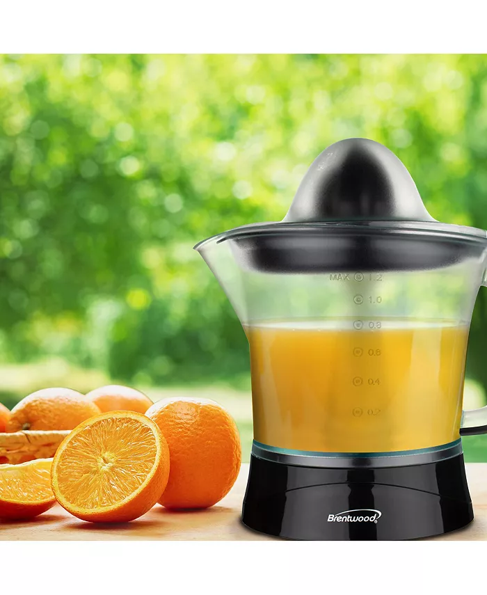 Brentwood Appliances Brentwood 40  Ounce Electric Citrus Juicer in Black