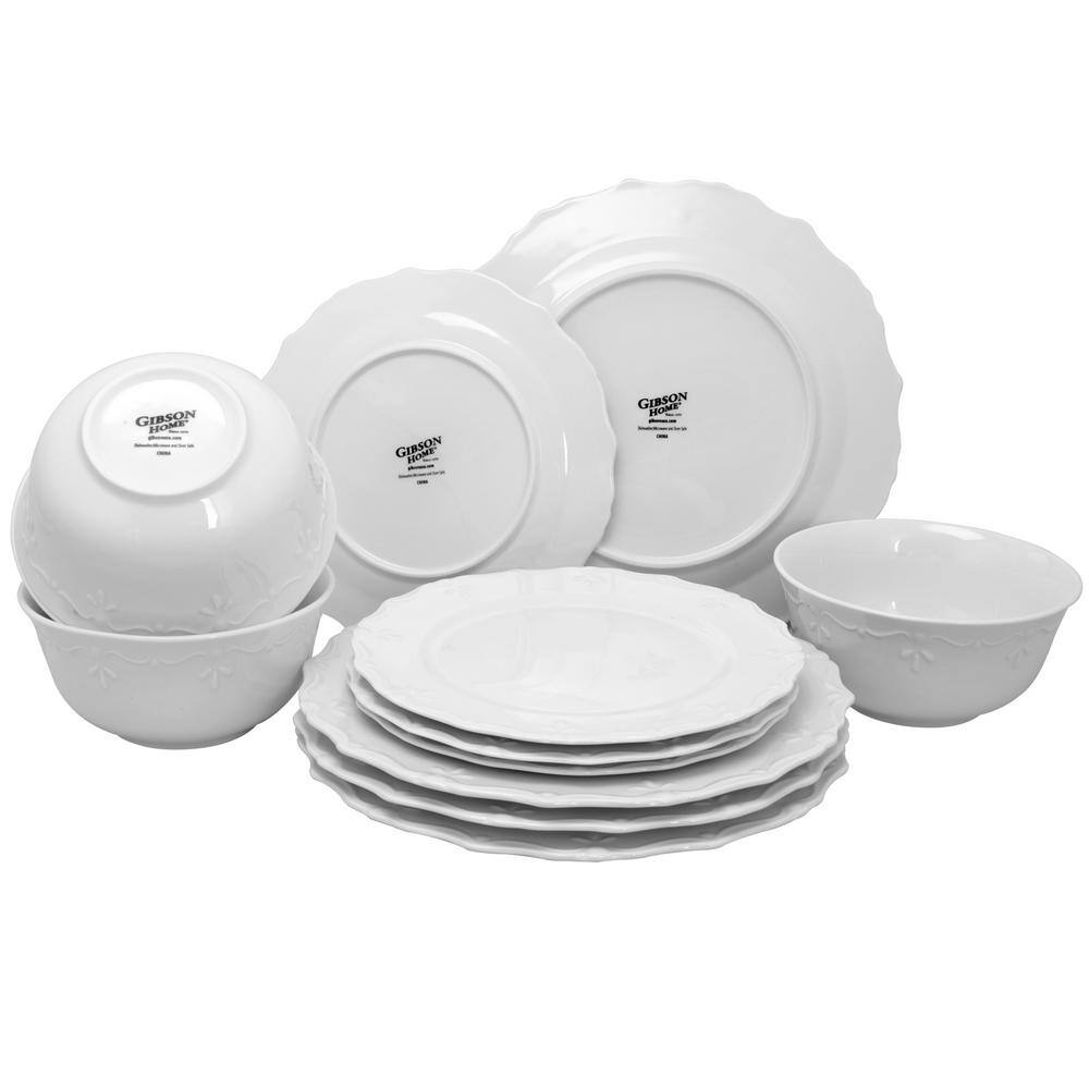 Gibson Home Scallop Buffet 12-Piece Casual White Ceramic Dinnerware Set (Service for 4) 985100539M