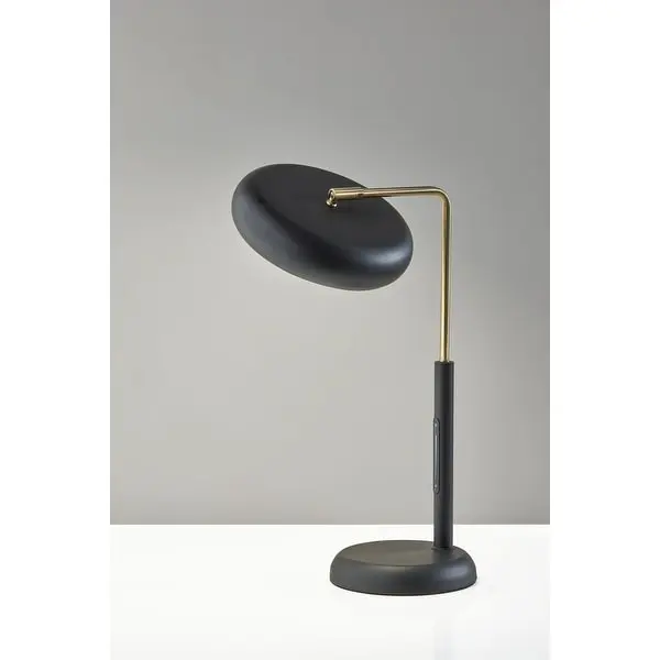 Lawson LED Table Lamp w. Smart Switch
