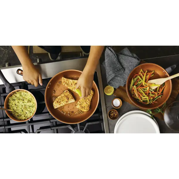 Farberware 2-Piece Black Glide Copper Ceramic Nonstick Frying Pan Set