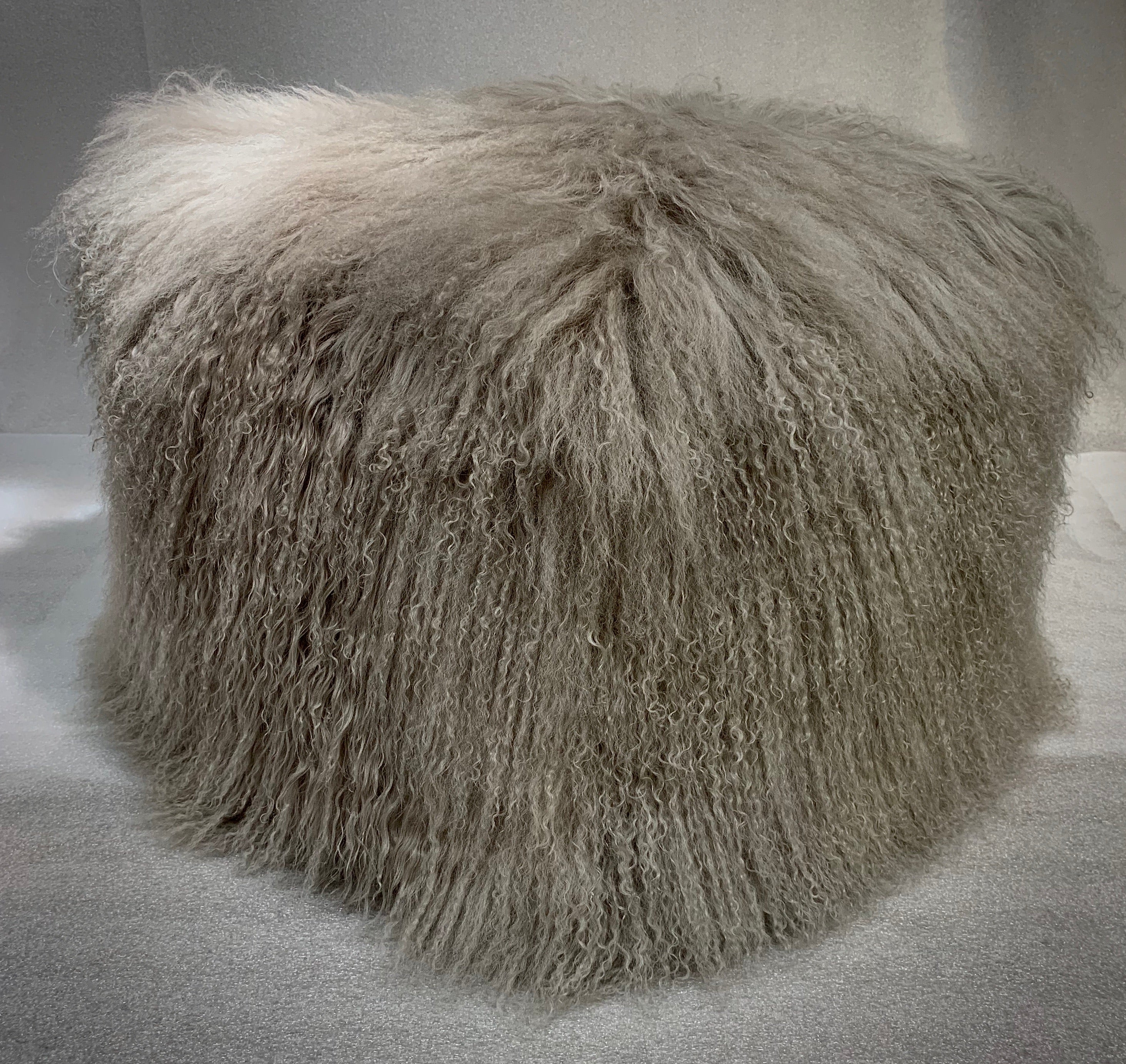 MONGOLIAN WOOL POUF