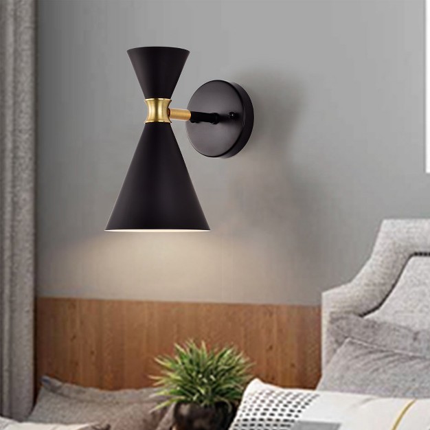 C Cattleya 1 light Indoor Wall Light With Brass Accents black