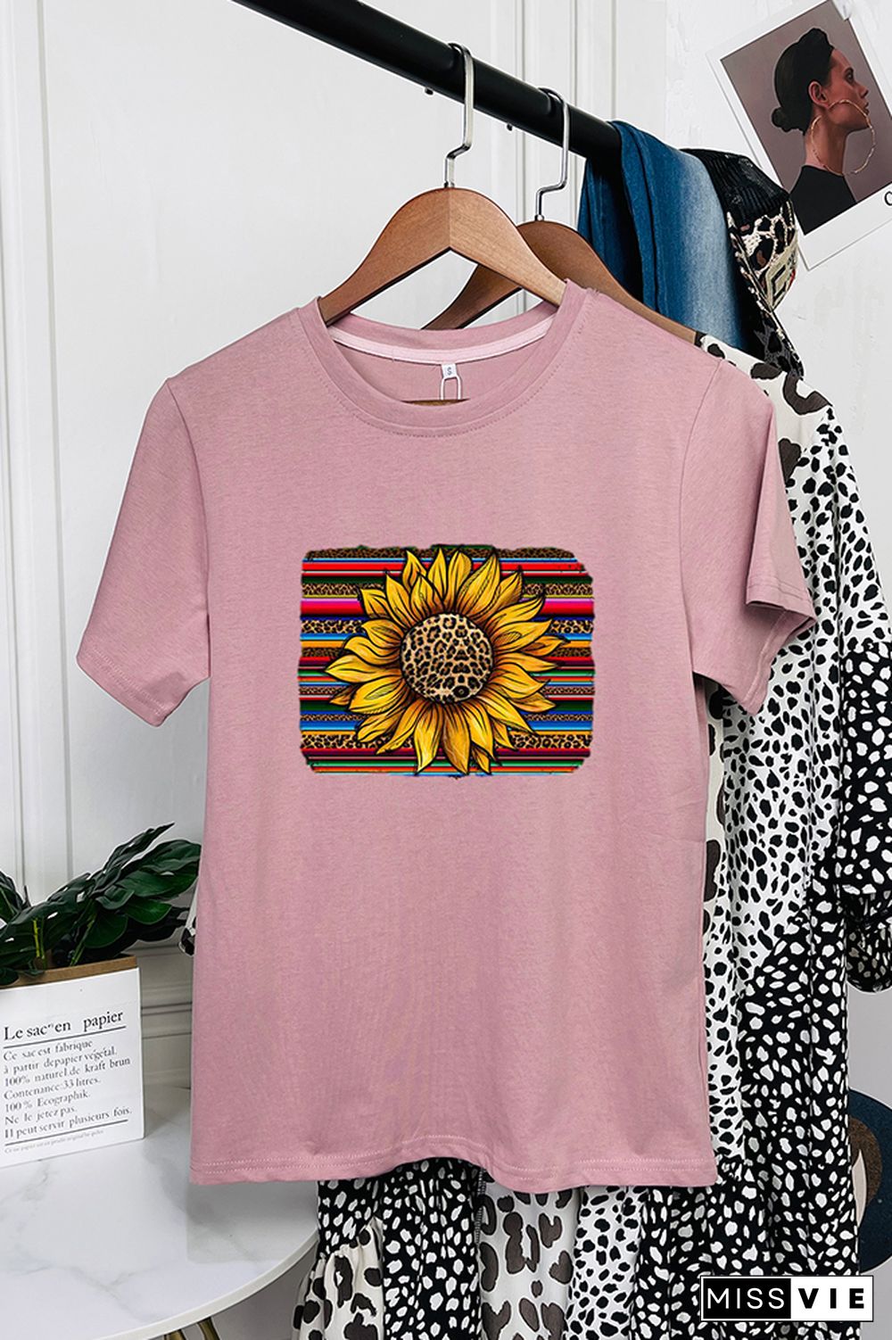 Leopard Sunflower Print Graphic Tees for Women Wholesale Short Sleeve T shirts Top