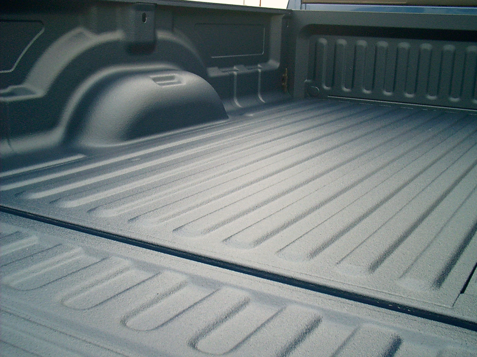 Al's Liner One GallonTruck Bed Liner Kit-Black