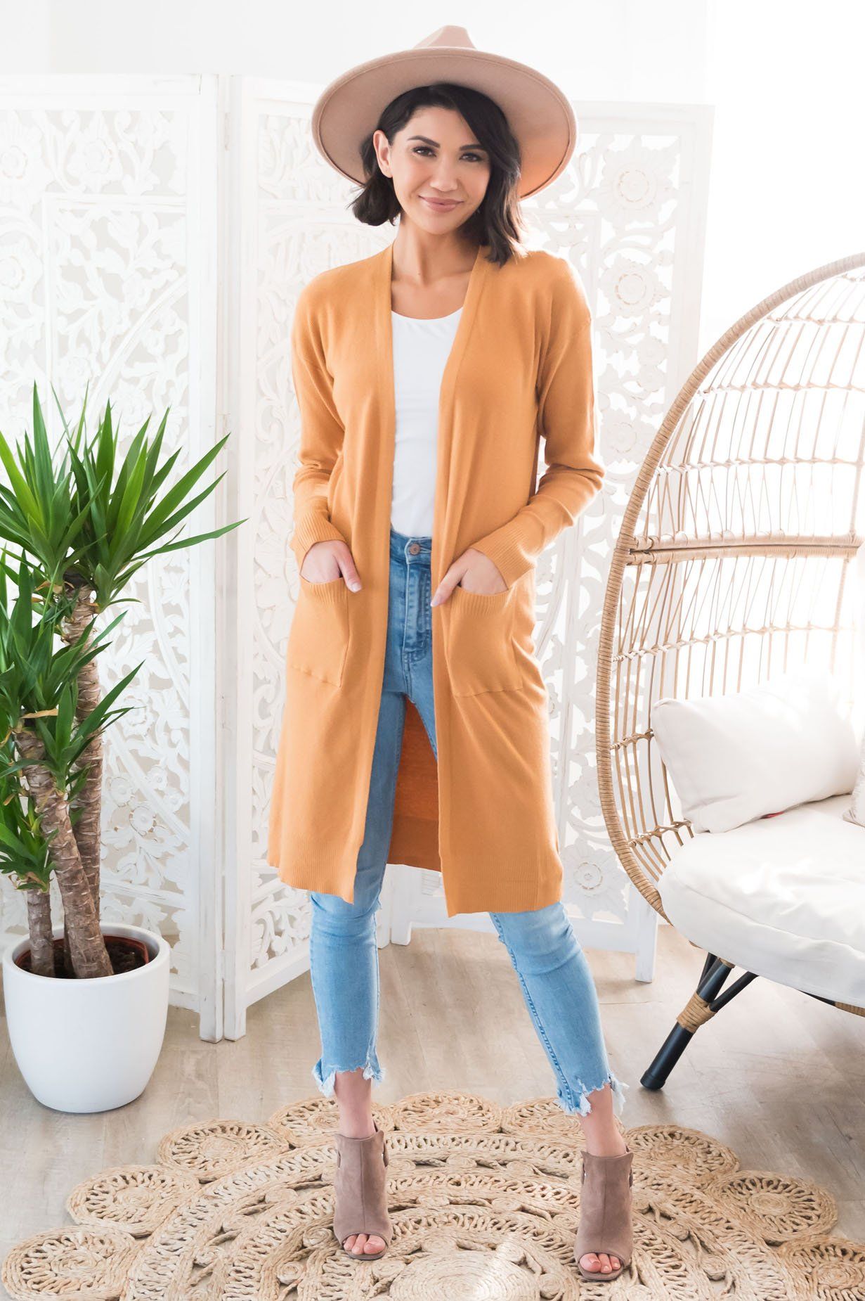 Simple Staple Modest Duster