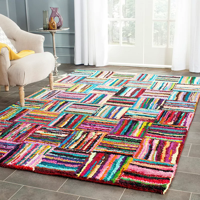 Safavieh Nantucket Bryce Geometric Rug