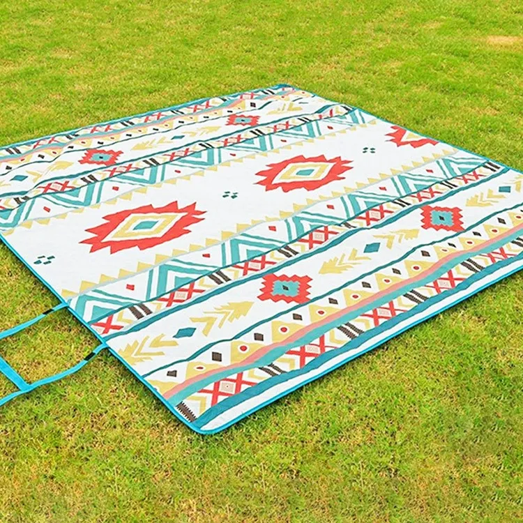 Portable Travel Washable Ultrasonic Outdoor Custom Foldable Extra Large Waterproof Camping Picnic Blankets Mat