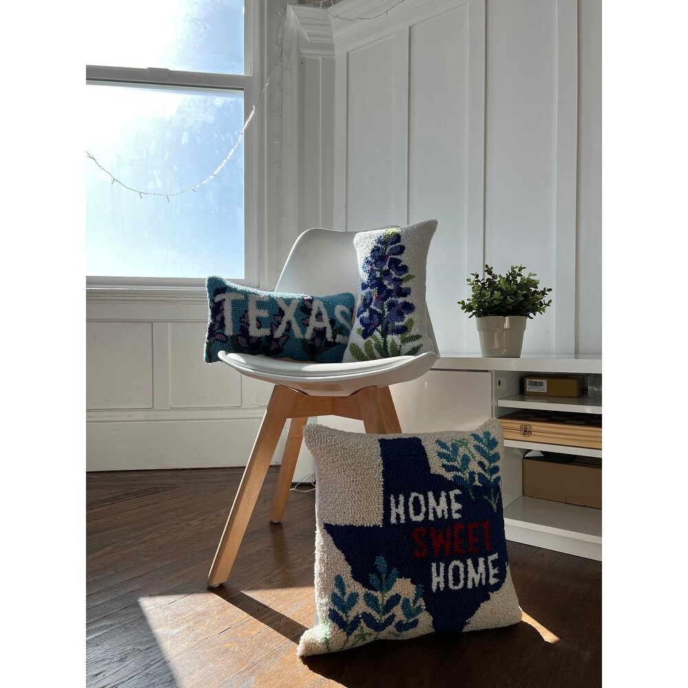 Texas Blue Bonnet Hook Pillow  9x16\