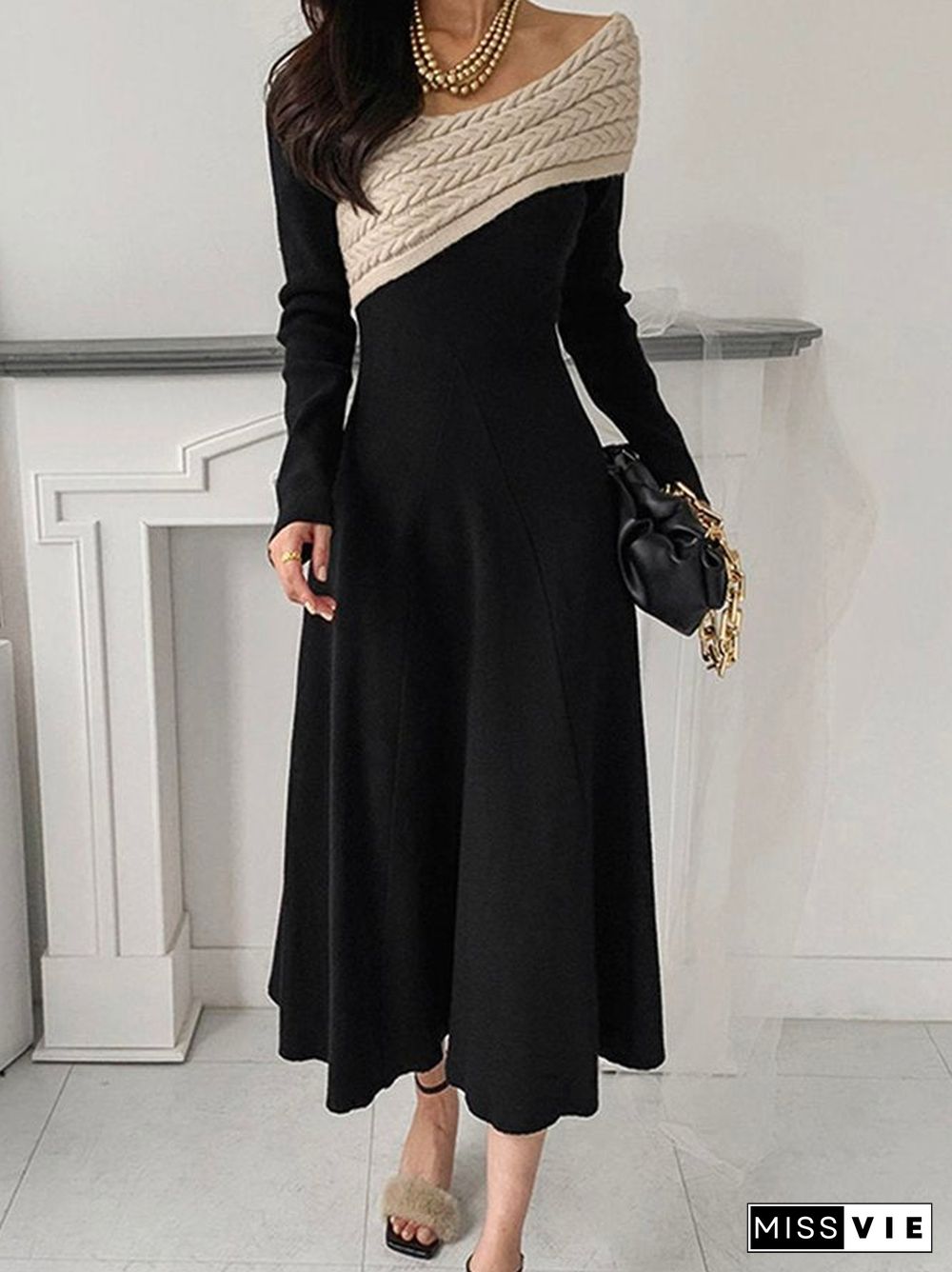 Chic Long Sleeve Black Midi Dress