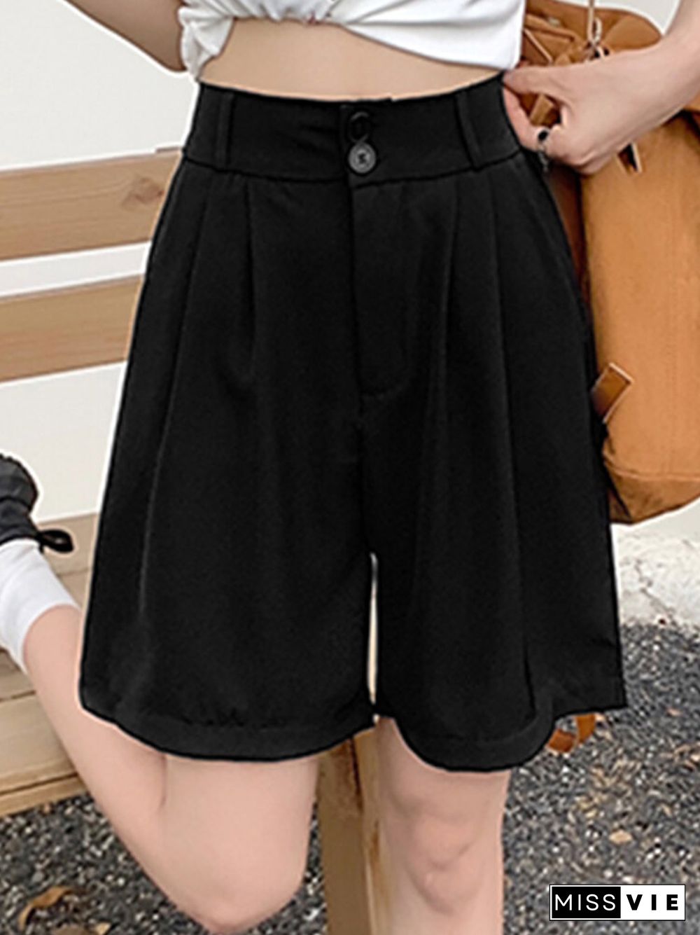 Women Casual Solid Pocket Pleated Wide Leg Shorts