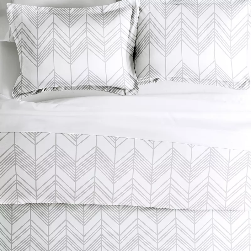 Urban Loft's Geometric Patterns Duvet Cover Bed Set with Shams