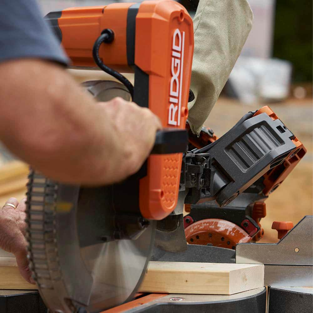 RIDGID 12 in. Dual Bevel Sliding Miter Saw R4251