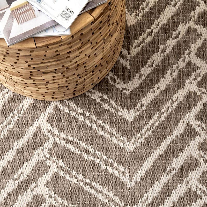 nuLOOM Macklin Herringbone Indoor/Outdoor Area Rug