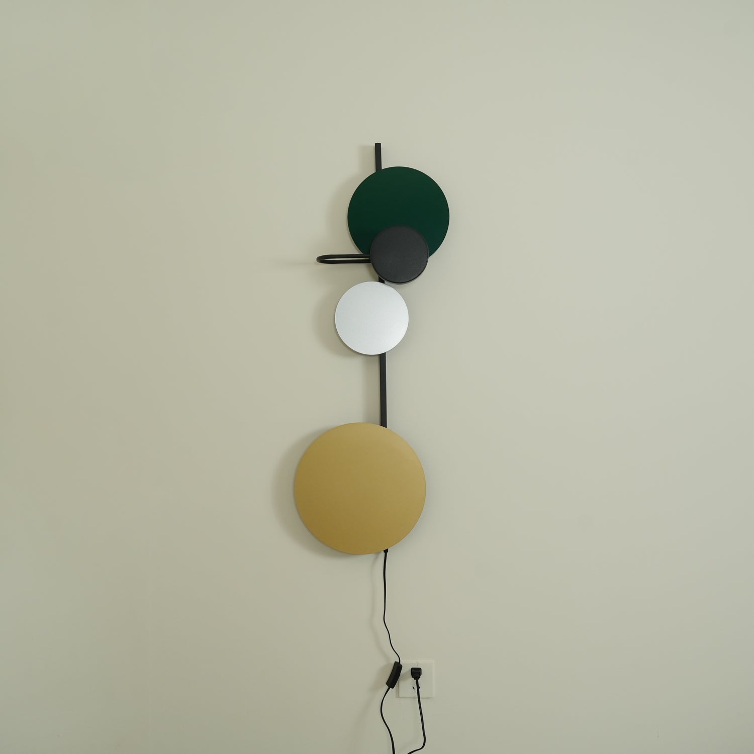 Planet Plug-in Wall Lamp