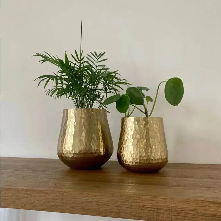 Medium Size Gold Polished Metal Planters for Garden Home Decorative Plant Custom Shape Flower Pot Luxury Floor Planter