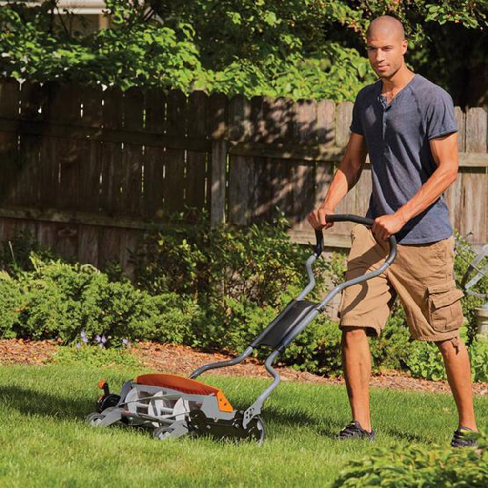 Fiskars StaySharp Max Reel Mower with InertiaDrive for 2X the Cutting Power