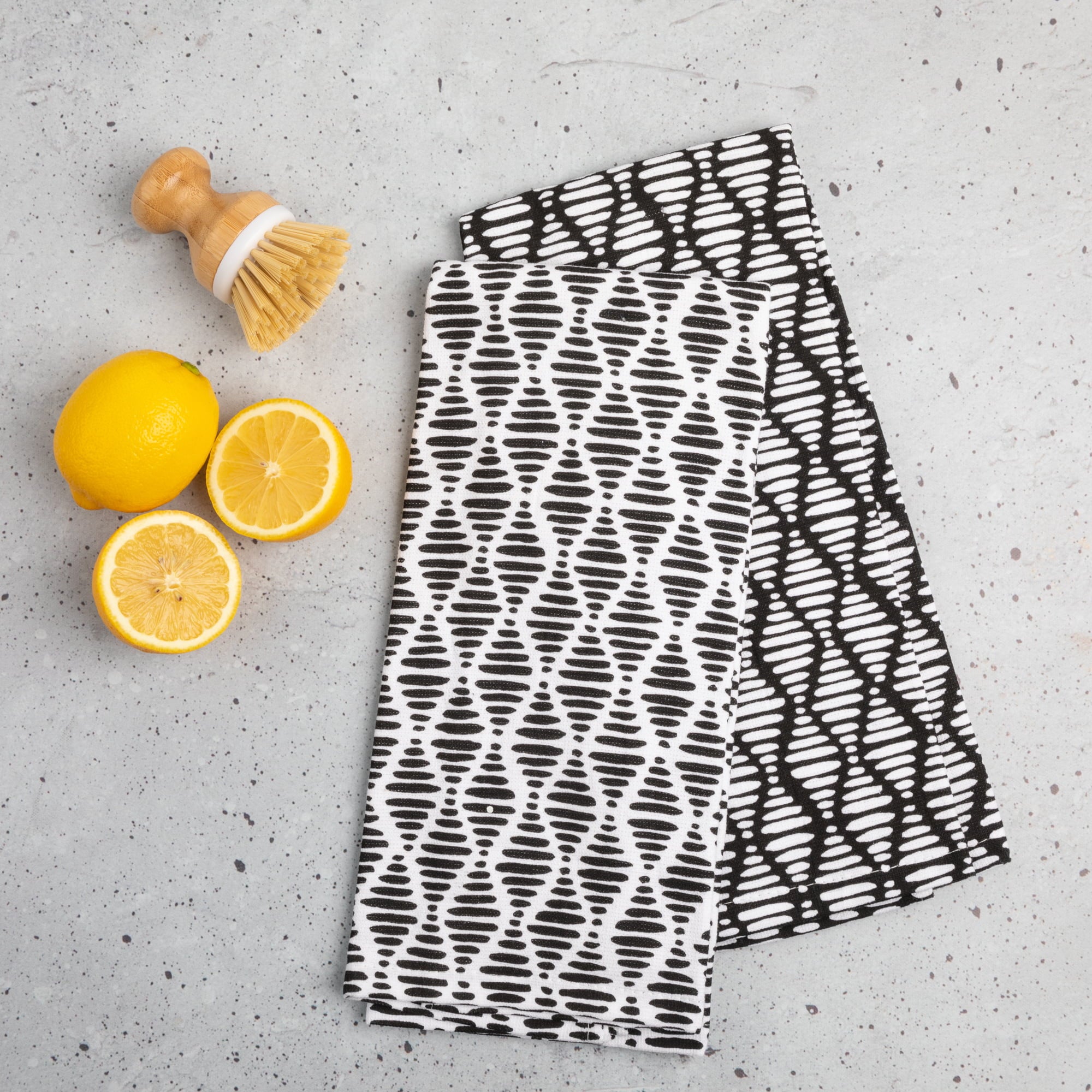 Thyme and Table Cotton Terry Kitchen Towels， Black White， 2-Piece Set