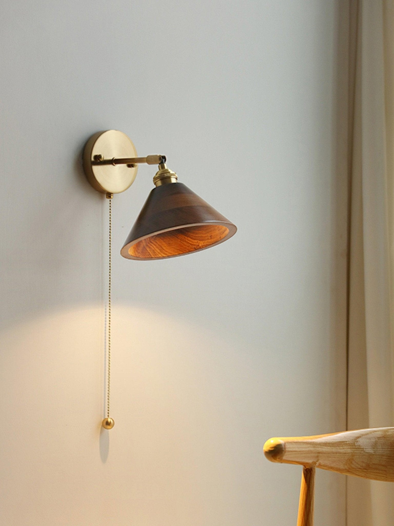 Vintage Wood Plug-in Wall Lamp