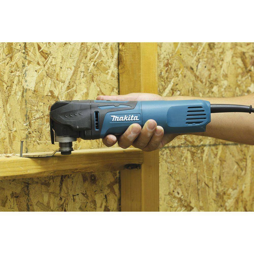 Makita 3 Amp Corded Variable Speed Oscillating Multi-Tool Kit With Blade Sanding Pad Sandpaper Adapter Hard Case TM3010CX1