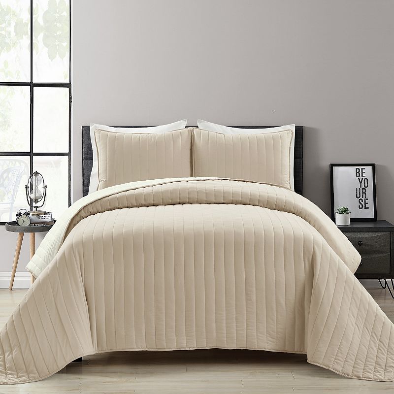 Lush Decor Soft Stripe All Season Quilt Set