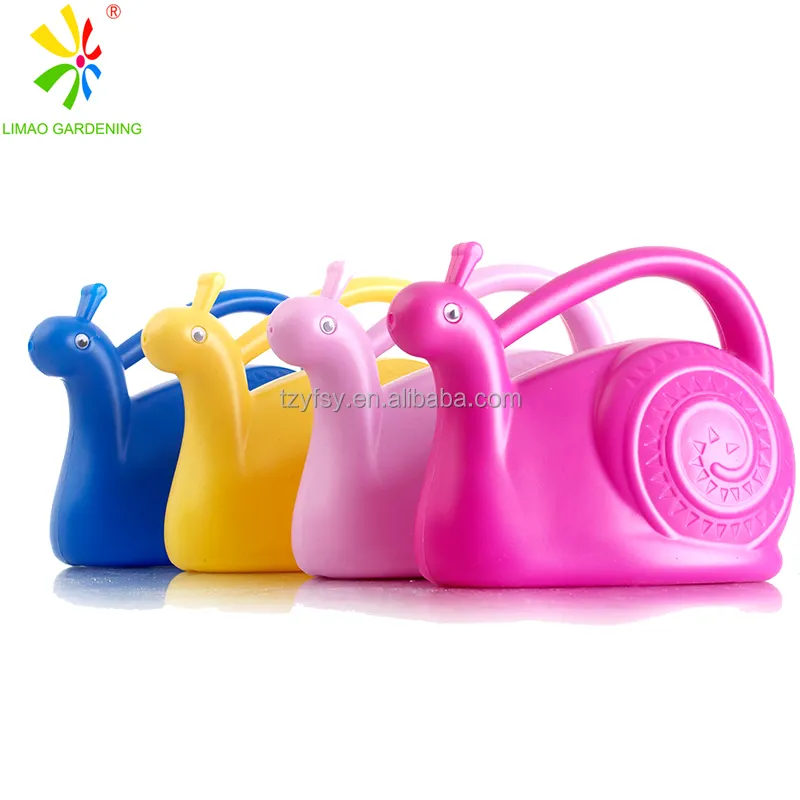 Factory supply  2L plastic elephant cute watering can