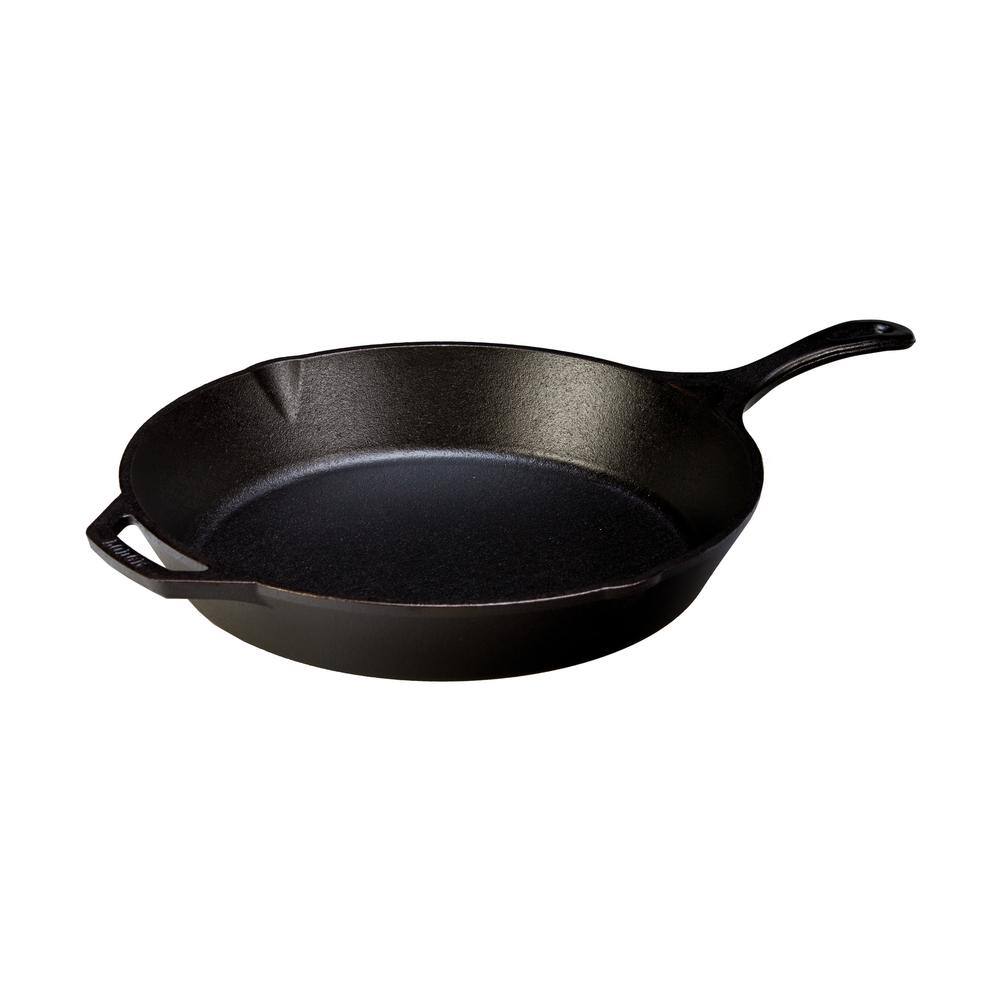 Lodge Wildlife Series 13.25 in. Cast Iron Turkey Skillet L12SKWLTKY