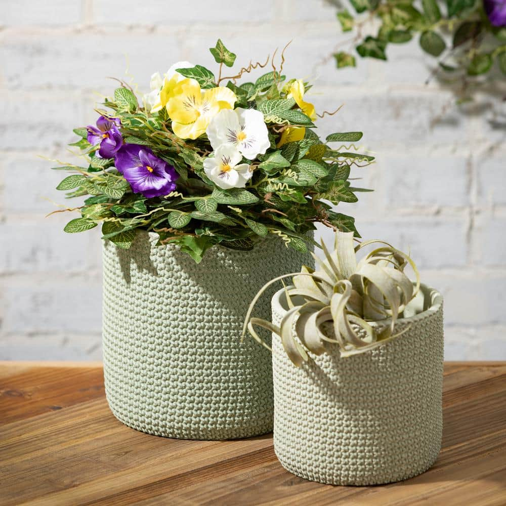 SULLIVANS 9 in.， 7.75 in. and 6.25 in. Woven-Textured Concrete Pots - Set of 3， Green CMT1249