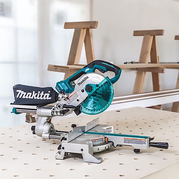 Makita XSL02Z 36V LXT Brushless 7‑1