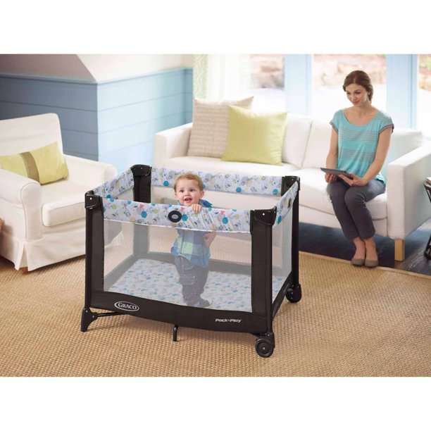 Graco Pack 'n Play Portable Playard， Carnival