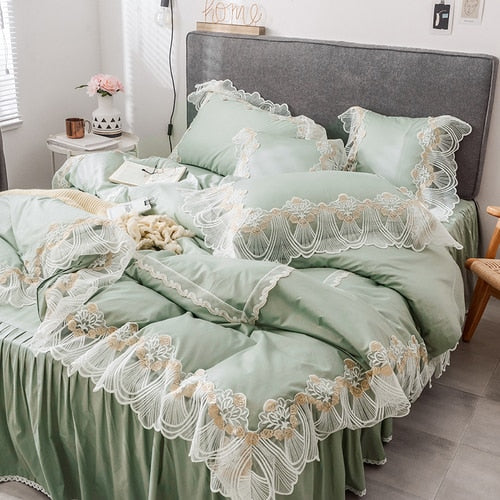 Vintage Lace Bedding Set