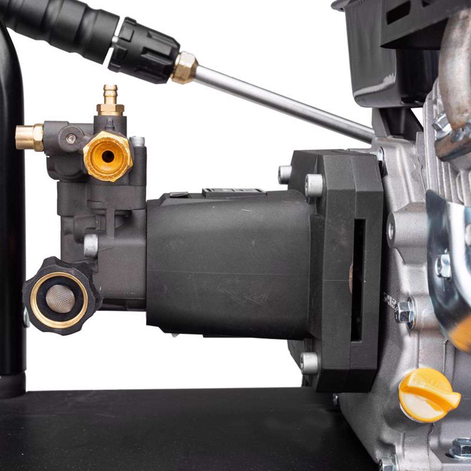 Simpson Powershot PS61201 Kohler 3500 psi Gas 2.5 gpm Pressure Washer