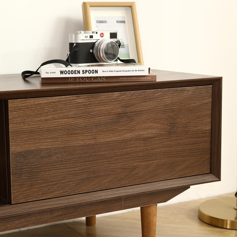 Stylish and Durable Retro Fashion TV Cabinet